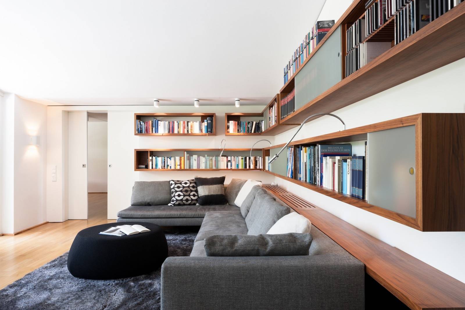 Richtig abgebogen: 9 tolle Ideen für Eckregale