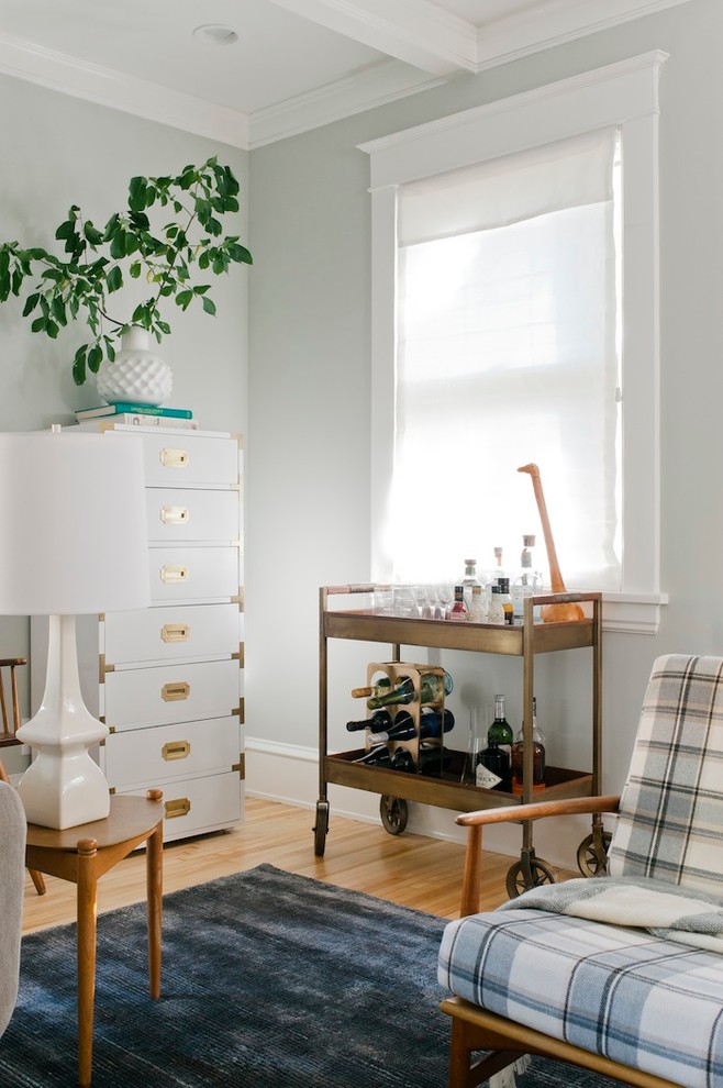 Inspiration for a transitional living room remodel in Minneapolis