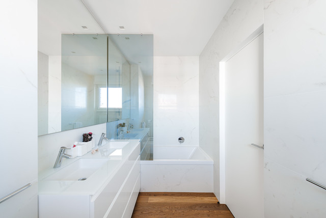 ATTICO O contemporary-bathroom