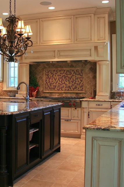 Kitchen transitional-kitchen