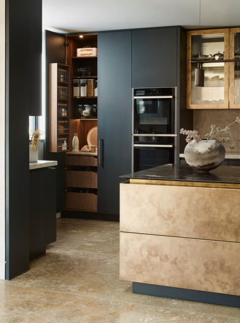 Case Study: Robinson modern-kitchen