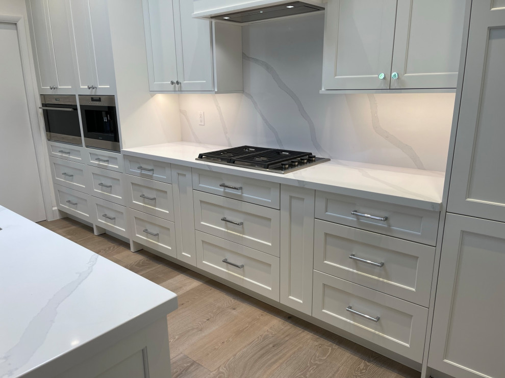 Kitchen - kitchen idea in Phoenix
