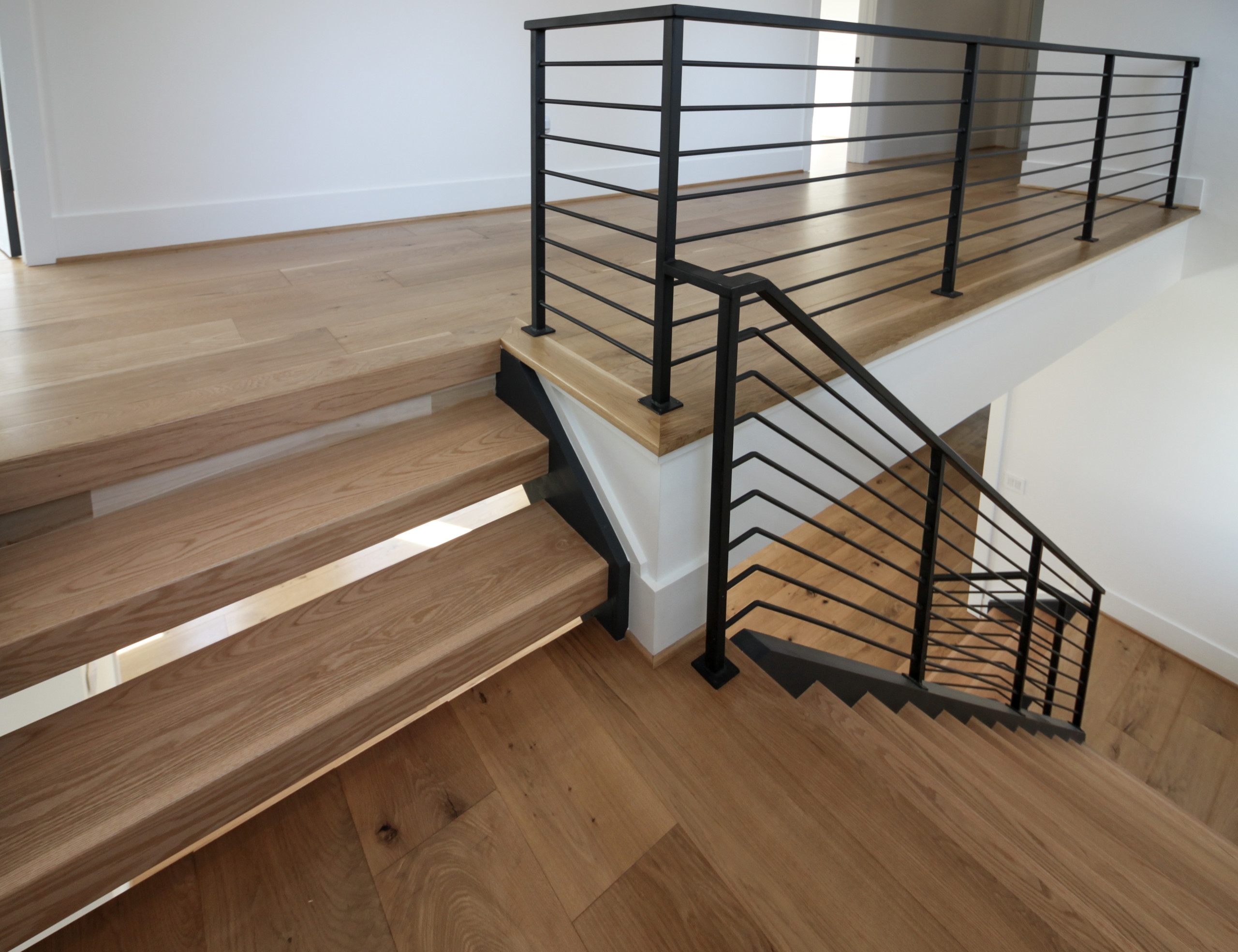 85_Sleek Three-Quarter Turn Multilevel-Staircase, McLean VA 22101