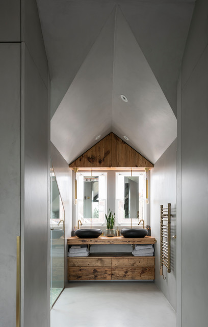 Cuarto de ba&ntilde;o en buhardilla rustikal-badezimmer