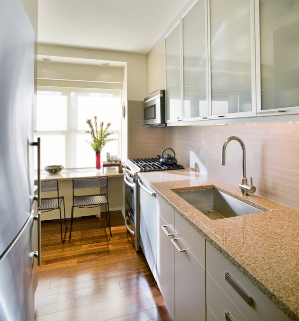 NYC Residence modern-kueche