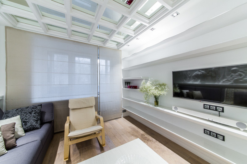 Квартирный вопрос. В греческом зале