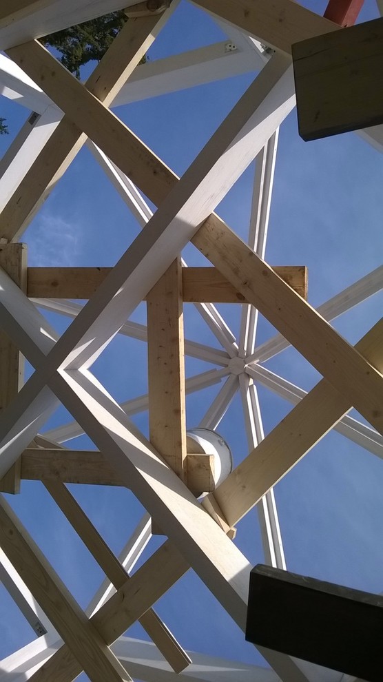 Традиционный летний павильон