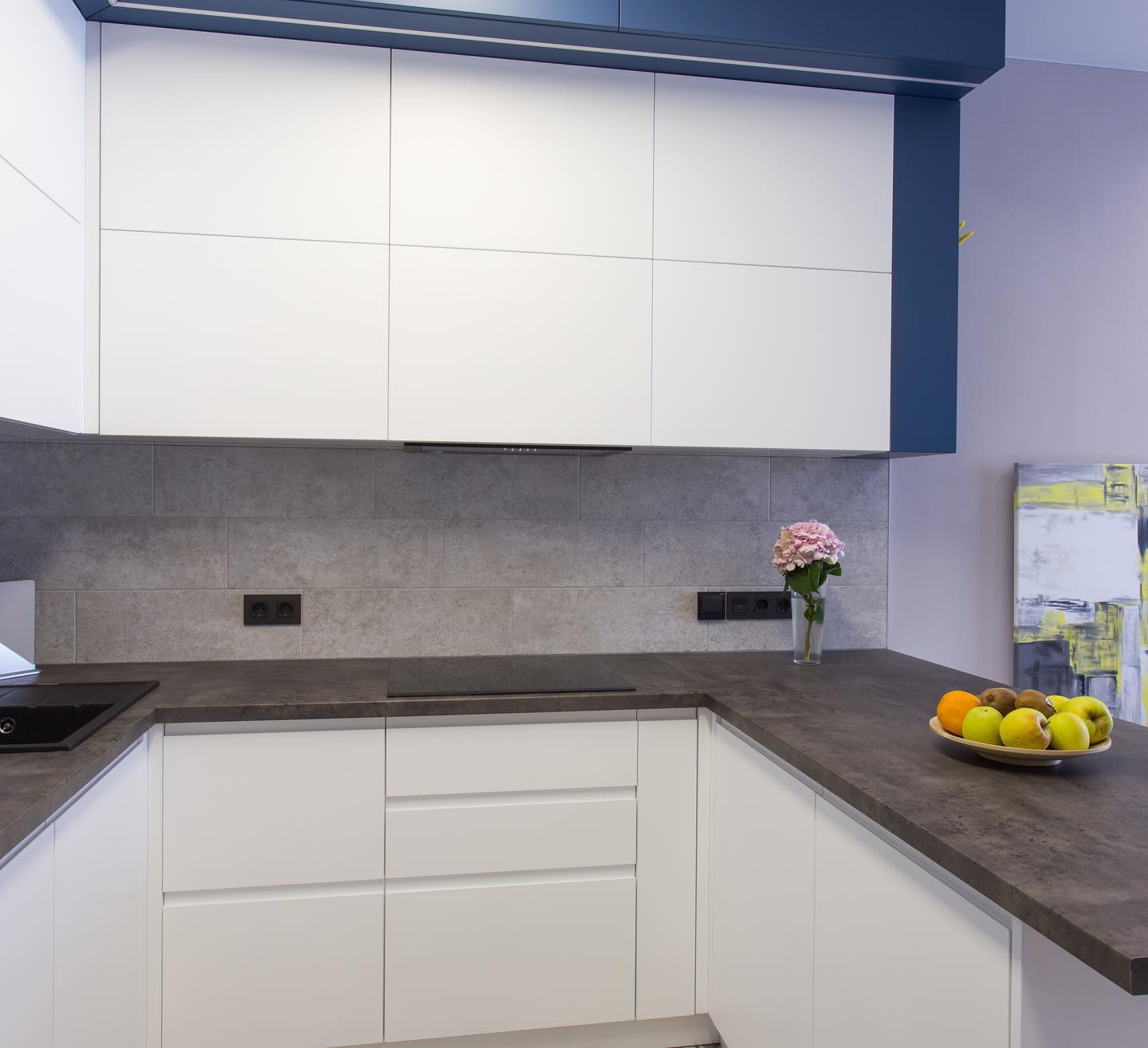 Кухня Клайд Сапфир на заказ от дизайнера