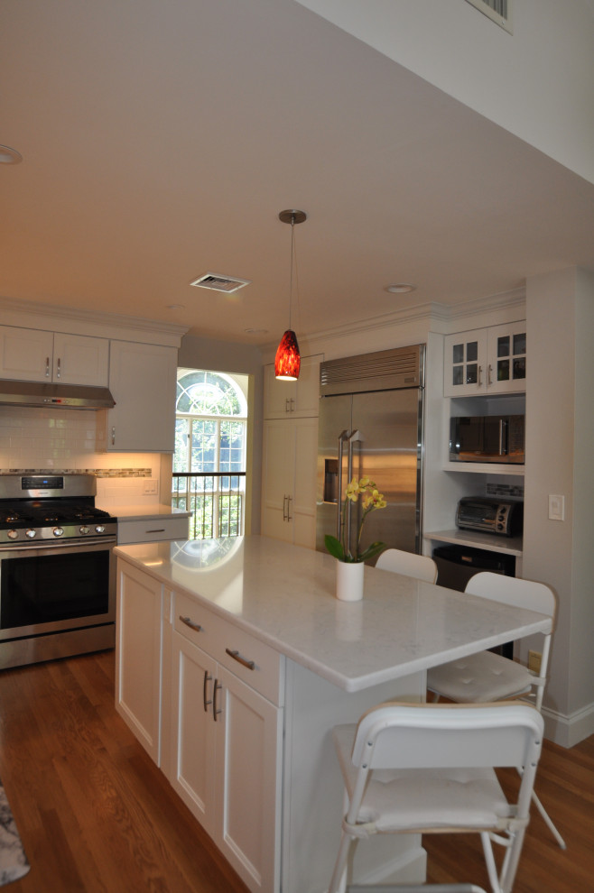 Brighter and White-r : Kitchen
