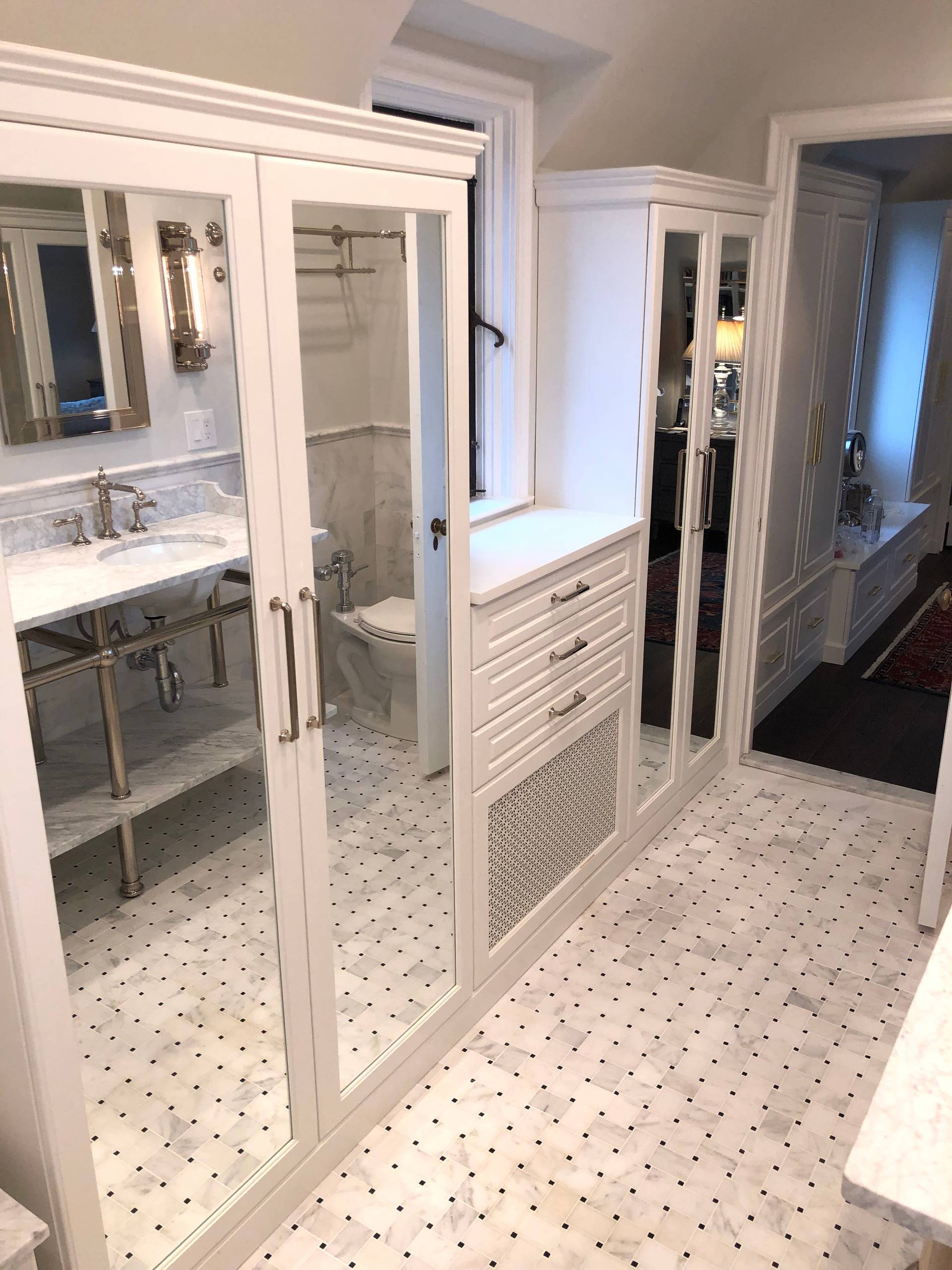 Silverman’s master bathroom