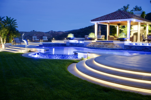 Modern Landscape Lighting modern-garden