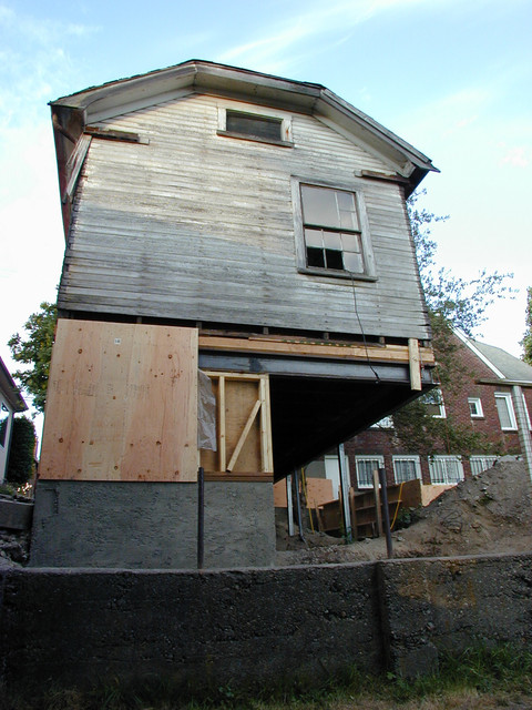 Garage Conversion contemporain-facade