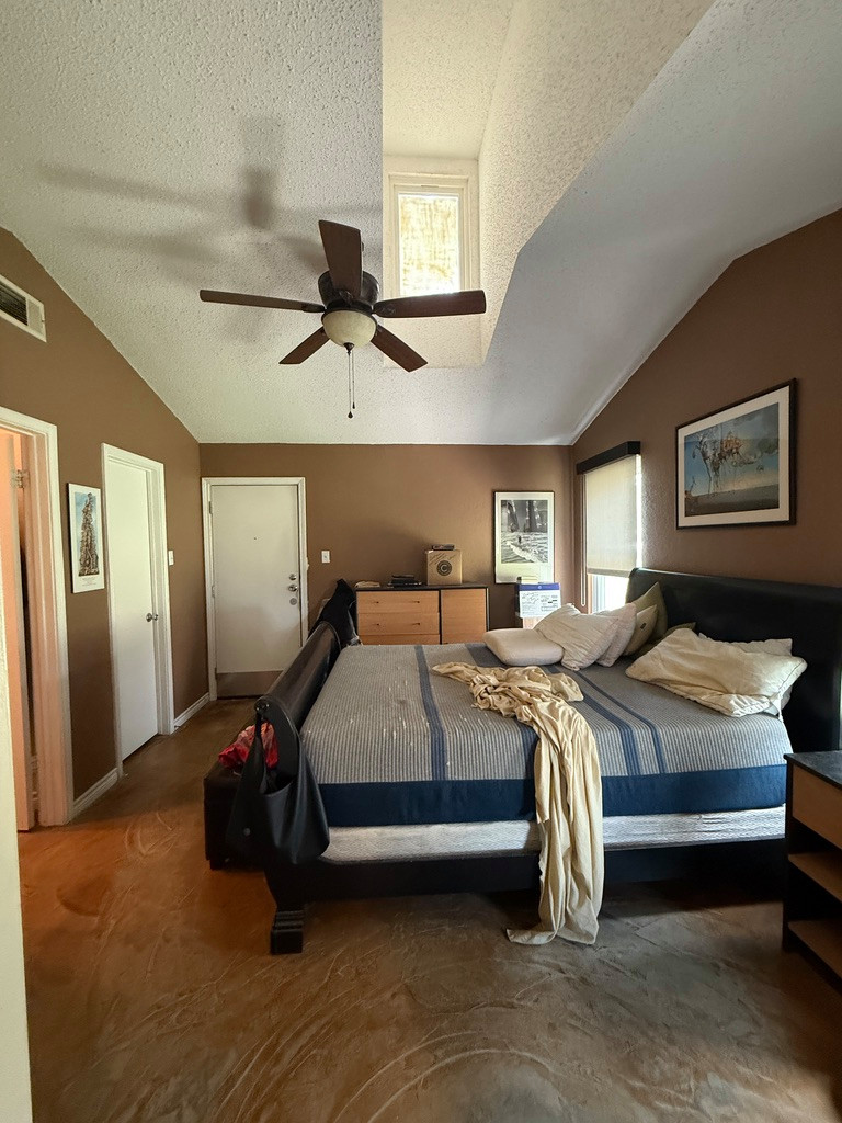 Lakeway Cozy Cottage