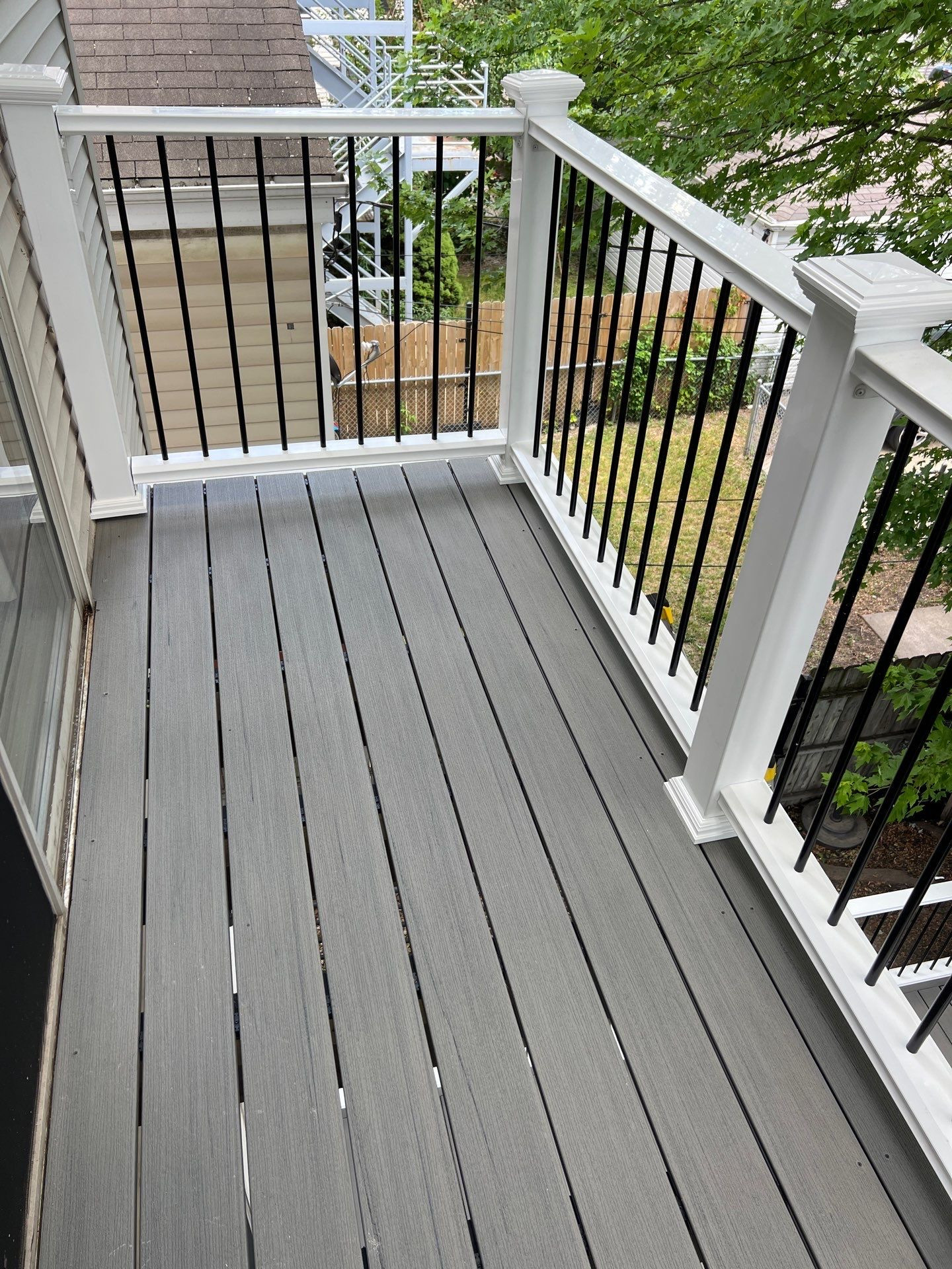 Logan Squere, rear deck