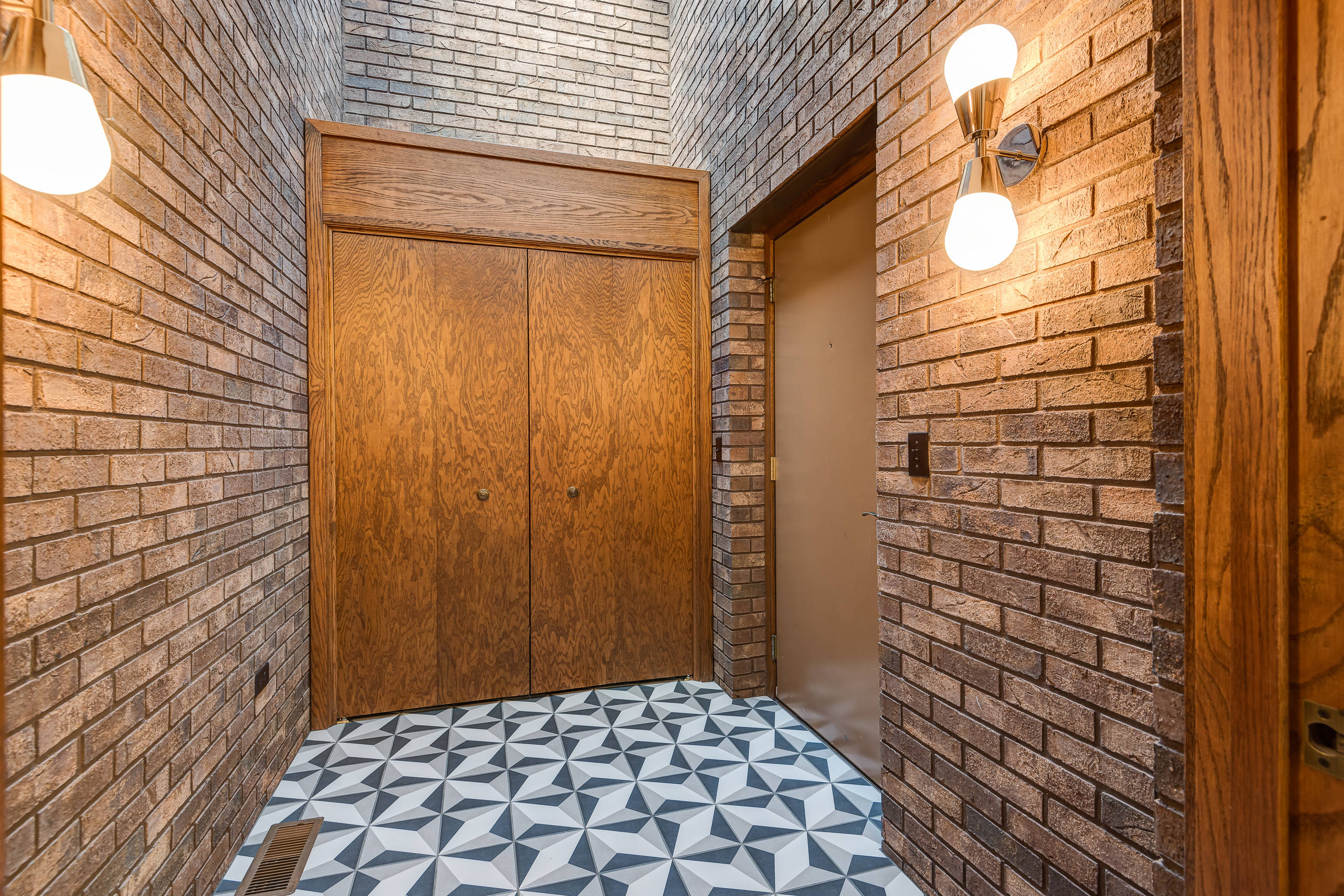 Modern Retro Kitchen Champaign