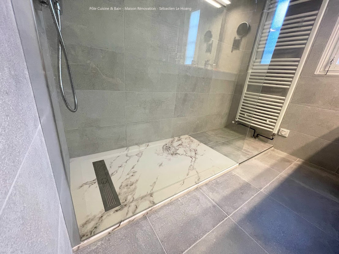 SALLE D'EAU: Remplacement d'une cabine par un receveur de douche extra-plat