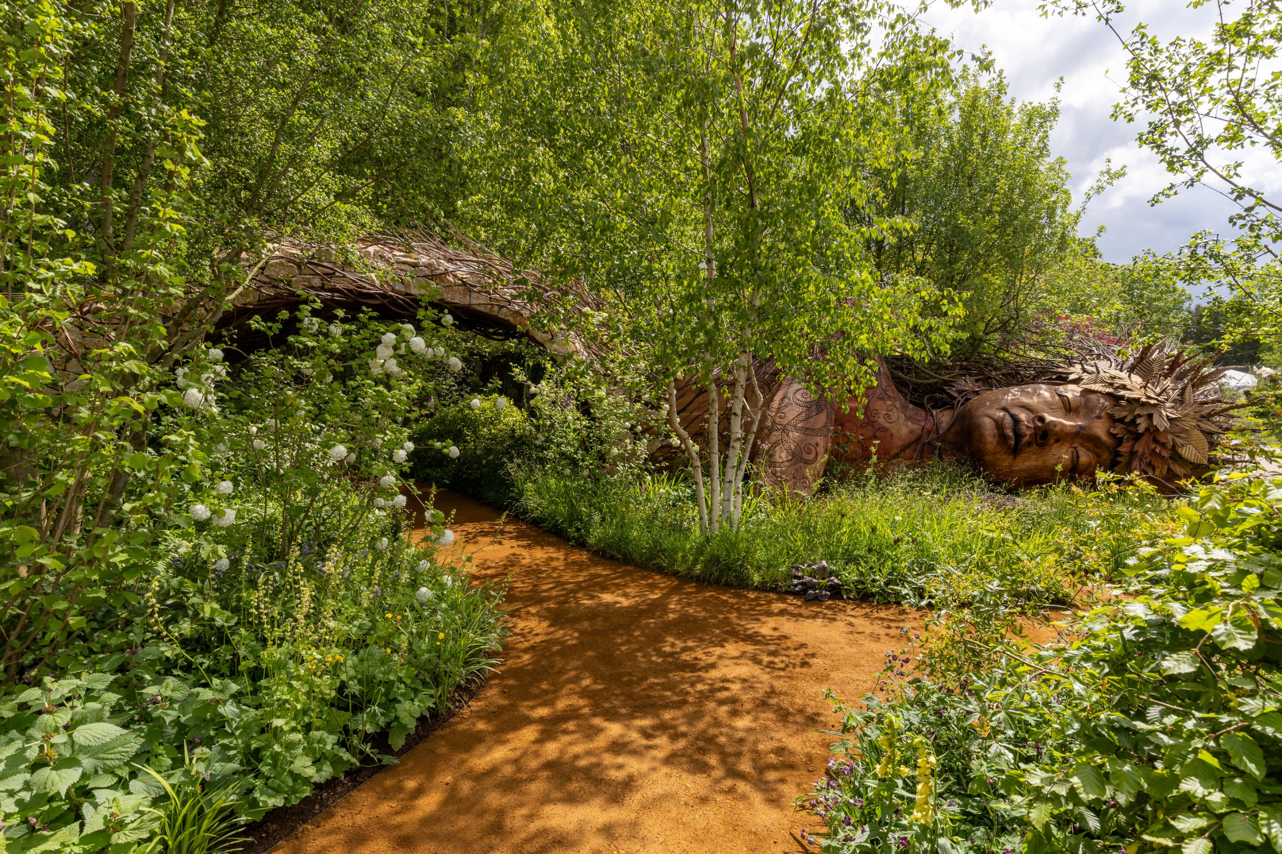 10 Inspiring Landscape Trends From the 2026 Chelsea Flower Show