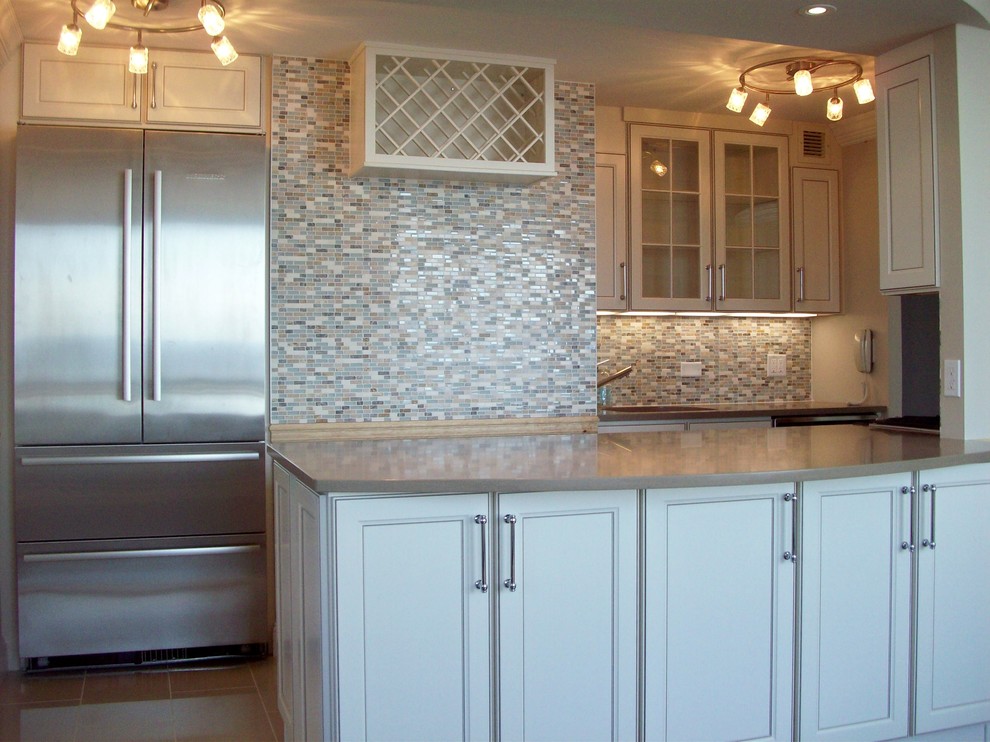 This is an example of a contemporary kitchen in New York.