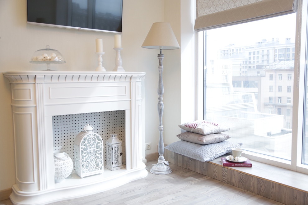 Пудровые оттенки и элегантная геометрия.