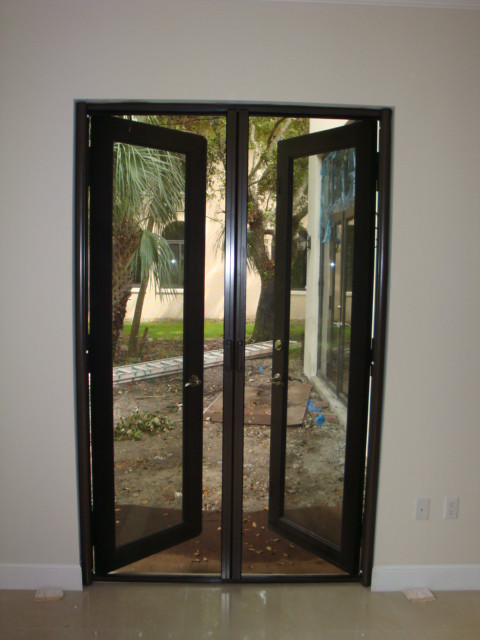 This is an example of a traditional hallway in Miami.