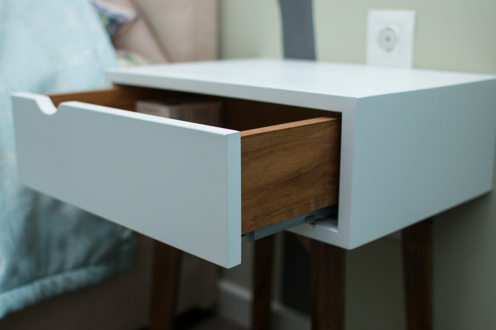 Орех и ретро.