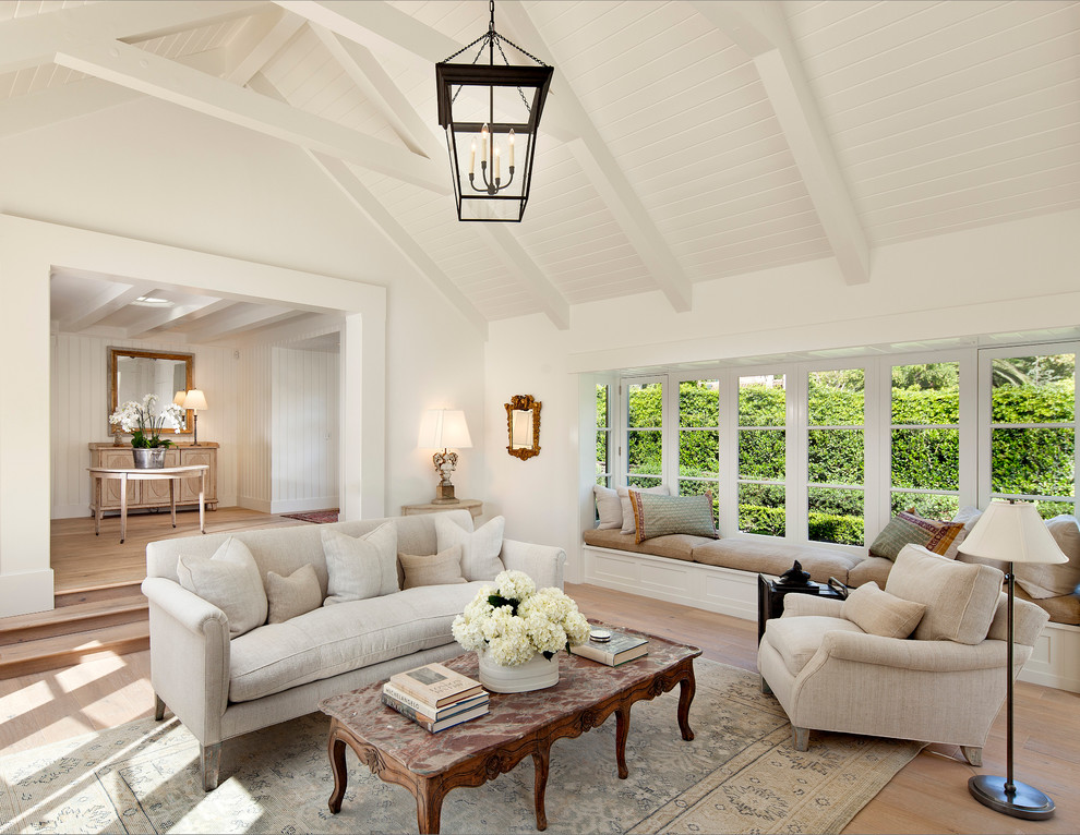 This is an example of a traditional living room in Santa Barbara.