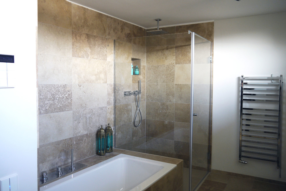 Modernes Badezimmer in Düsseldorf