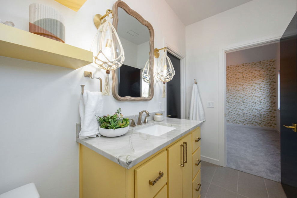 Example of a transitional bathroom design in Oklahoma City