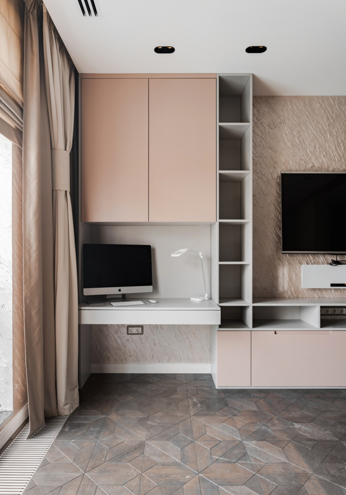 Проект с яркой детской комнатой