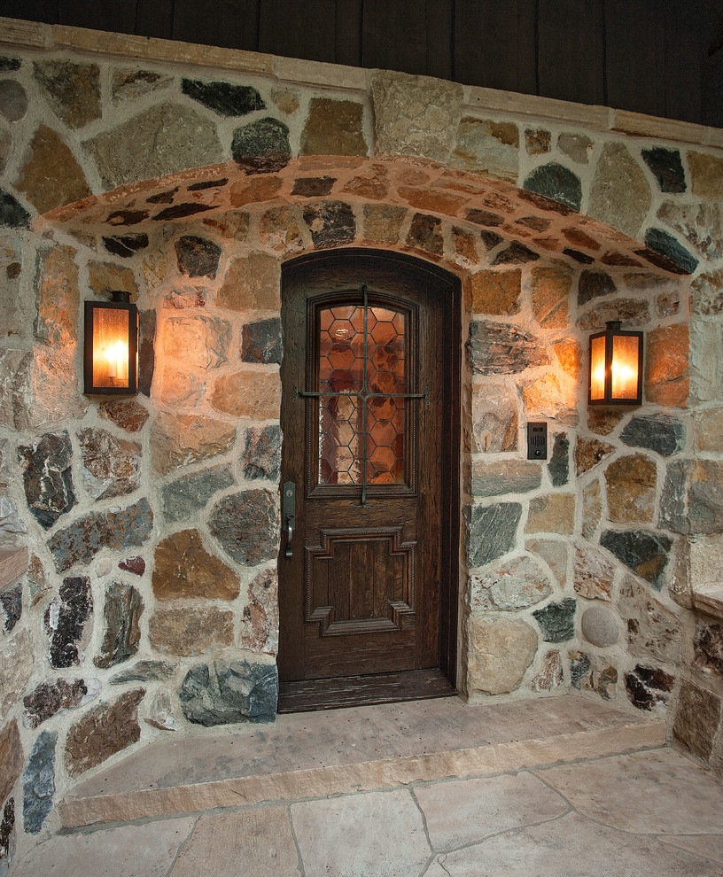 This is an example of a country entryway in Denver.