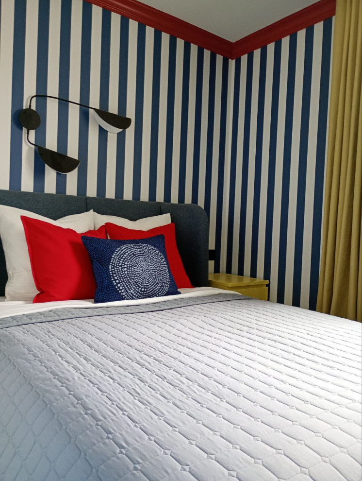 Une chambre aux couleurs vives pour un adolescent qui aime la couleur