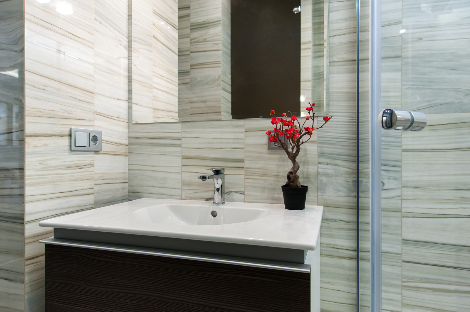 Реализованный проект уютной квартиры-студии 34 м2. Санкт-Петербург. ЖК "Клевер"