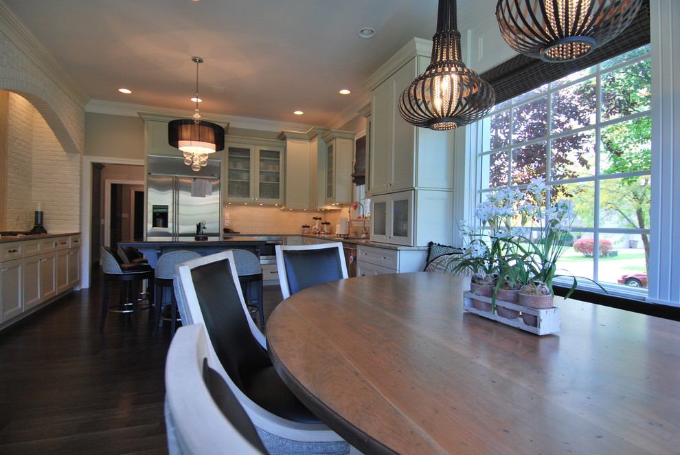 Inspiration for a transitional kitchen remodel in Indianapolis
