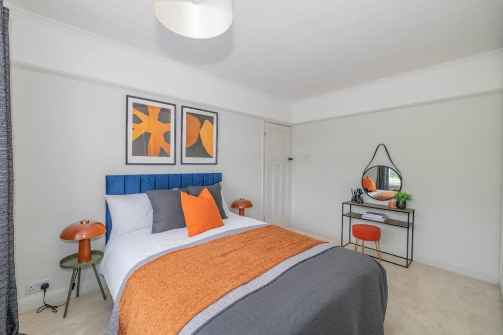 St Lawerence Rd - Stage to Sell