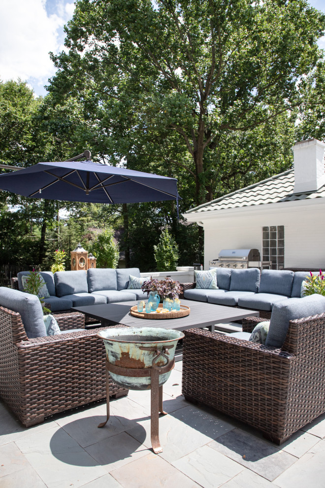 Inspiration for a transitional home design remodel in Indianapolis