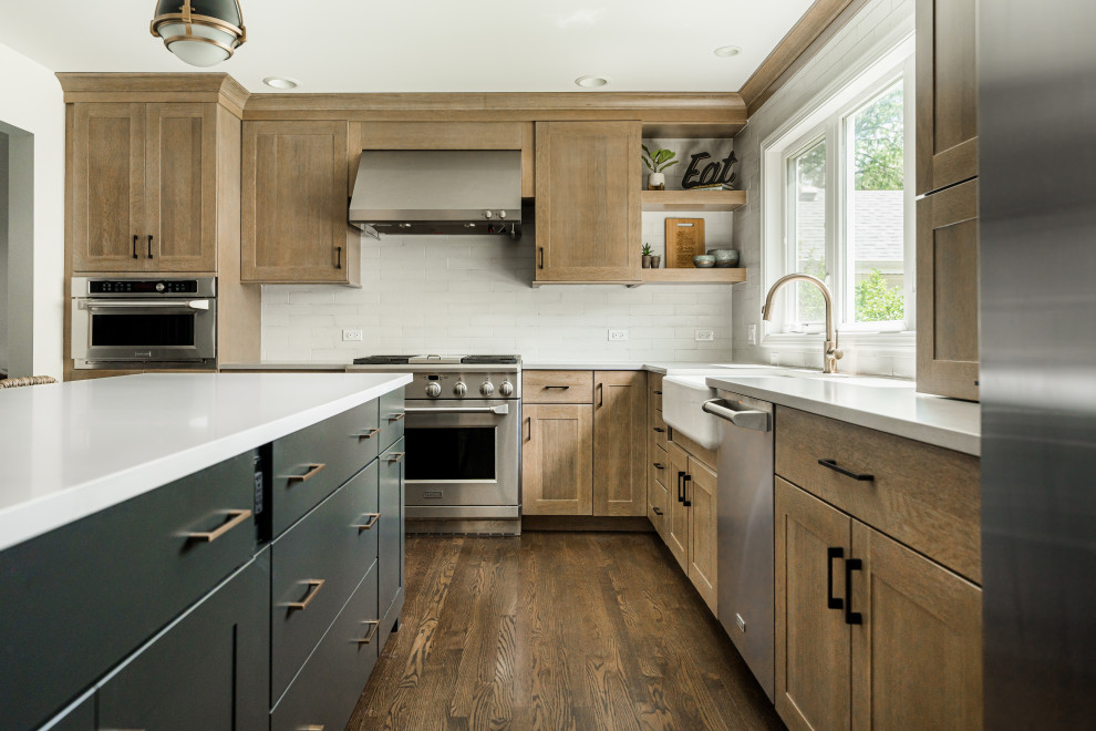 Kitchen - kitchen idea in Chicago