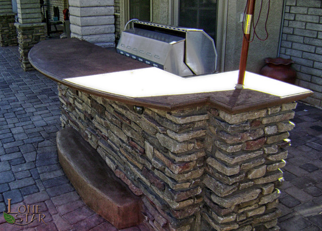 Fire Features traditional-patio