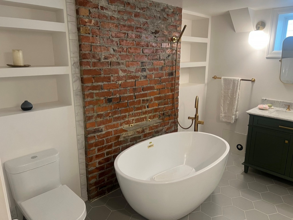 West Seattle Basement BuildoutFinish