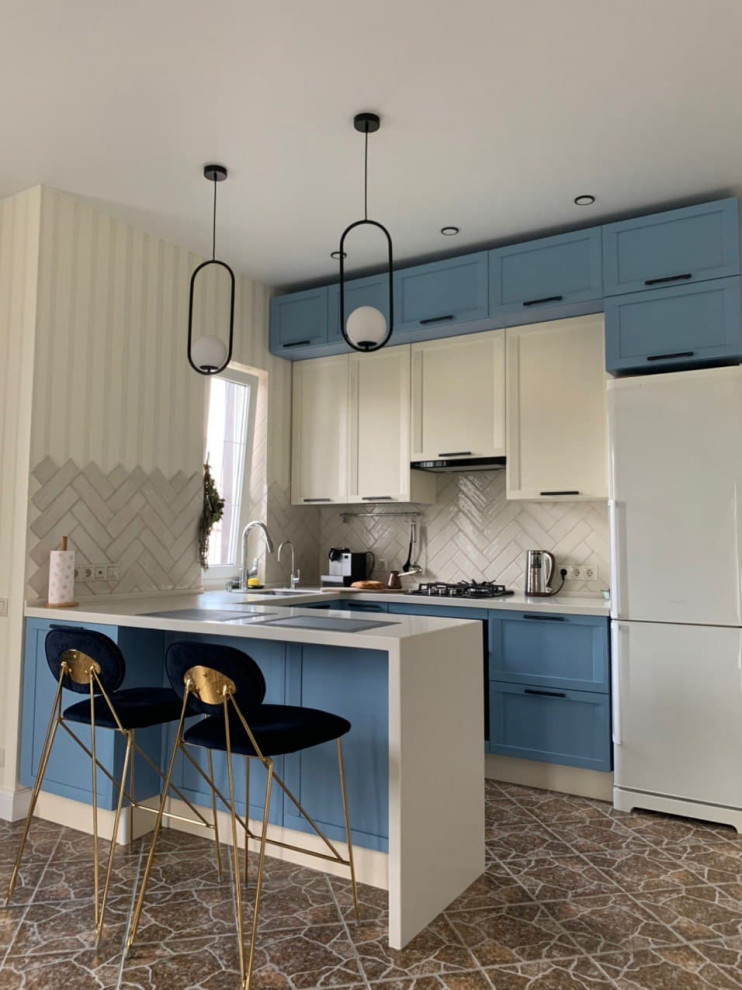 Кухня в доме с отделкой