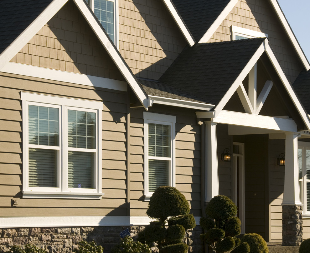 Inspiration for a timeless exterior home remodel in Chicago