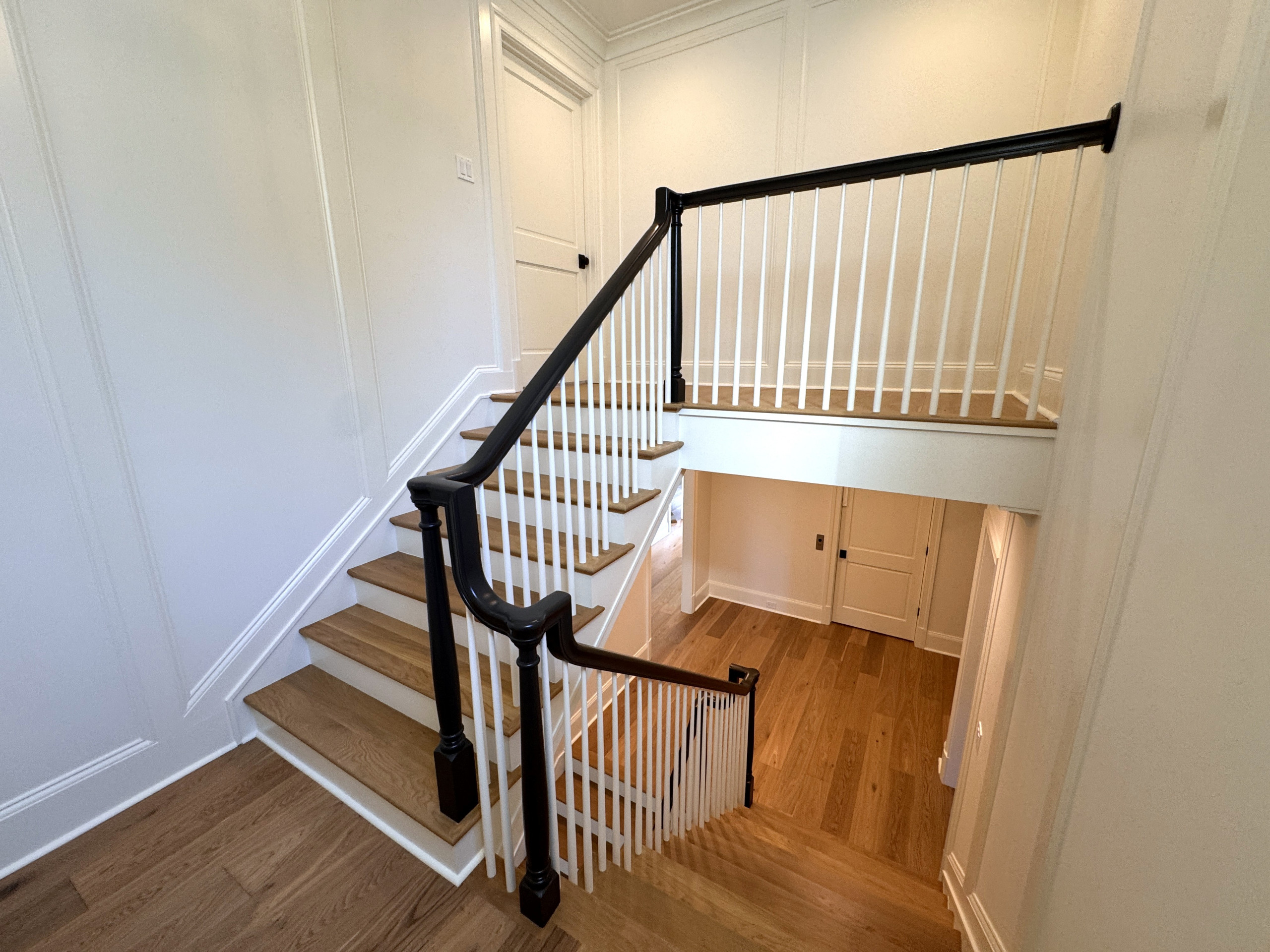 Project #160 | Traditional Box Stair with Gooseneck Handrail
