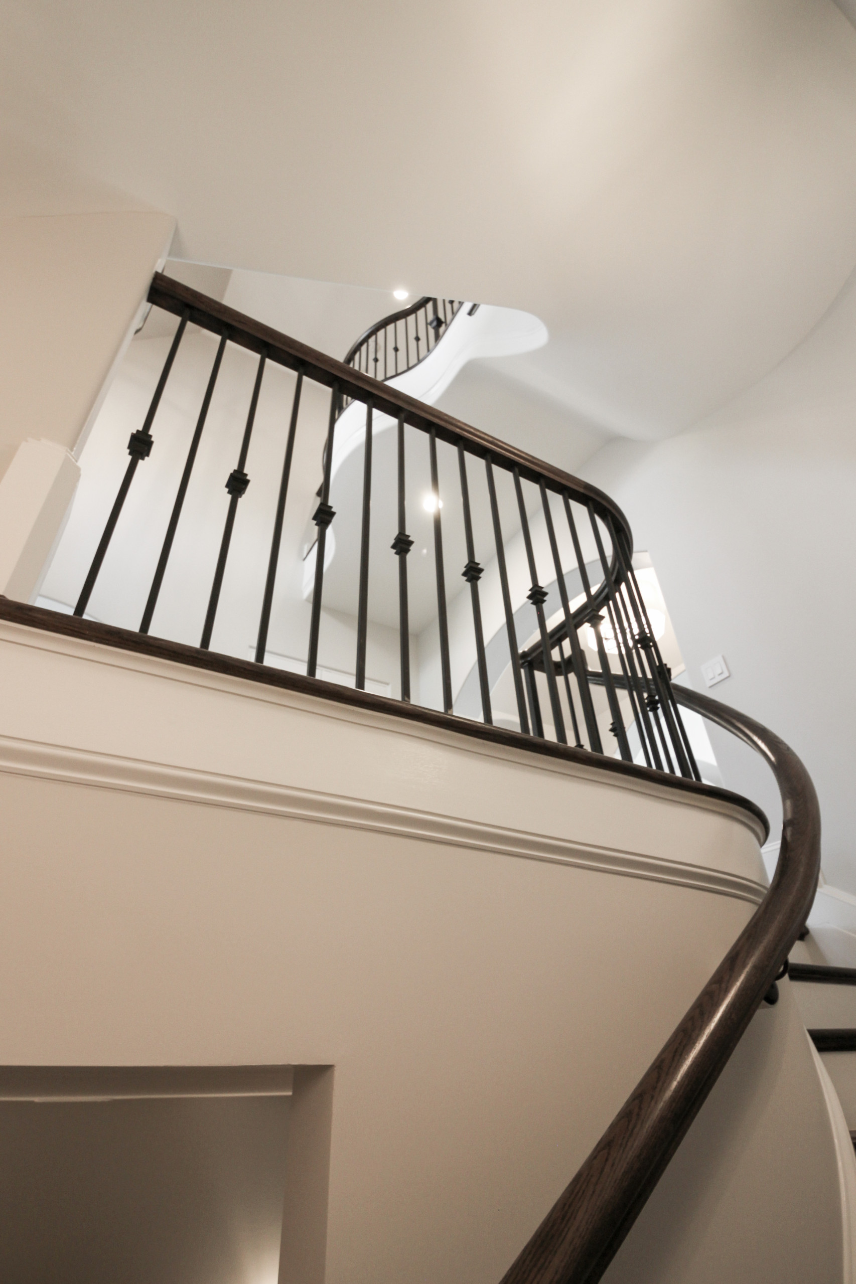 86_ Gorgeous Floating Curved Staircase, McLean VA 22066