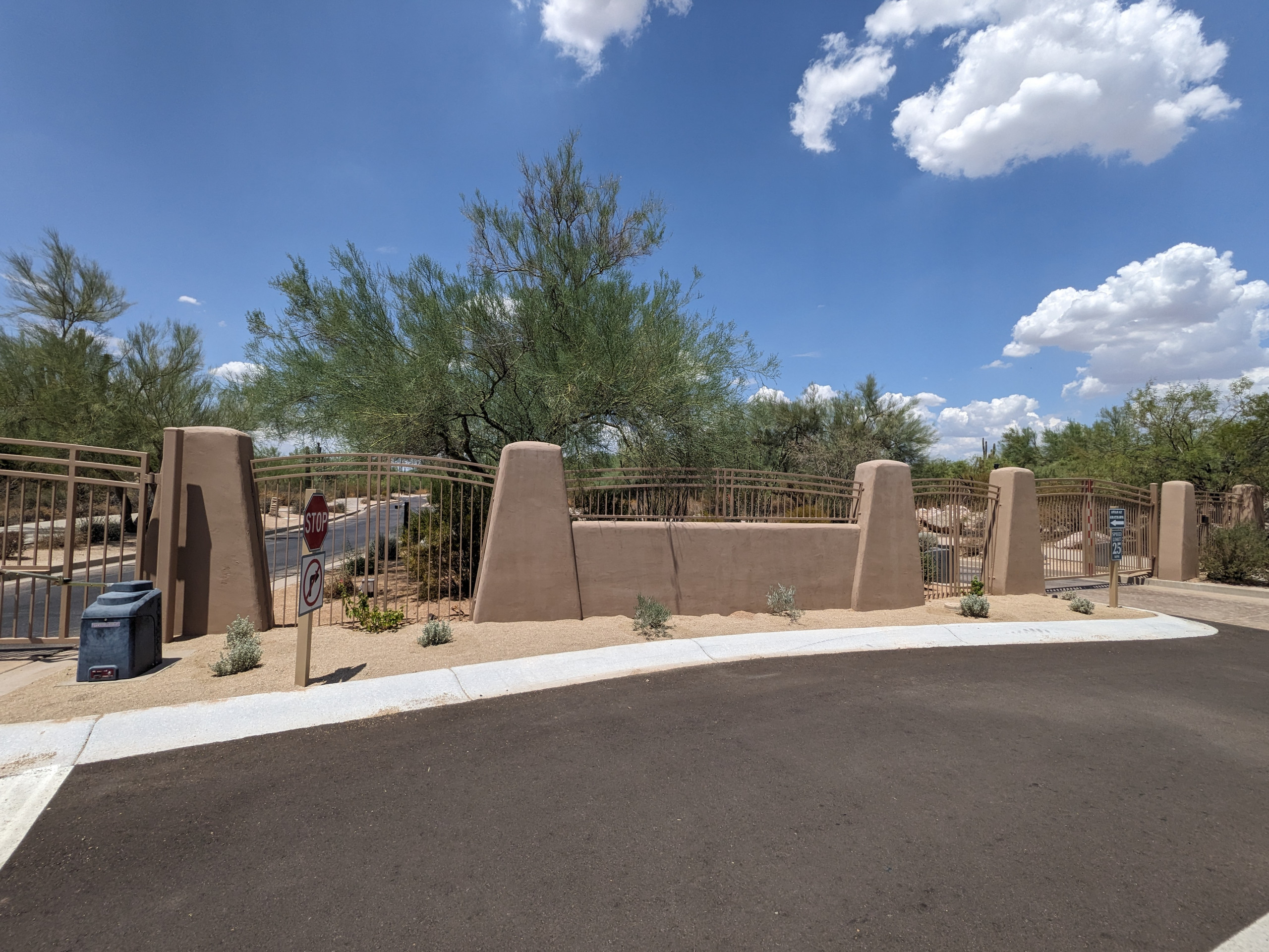 Grayhawk Raptor & Talon Entry Gates