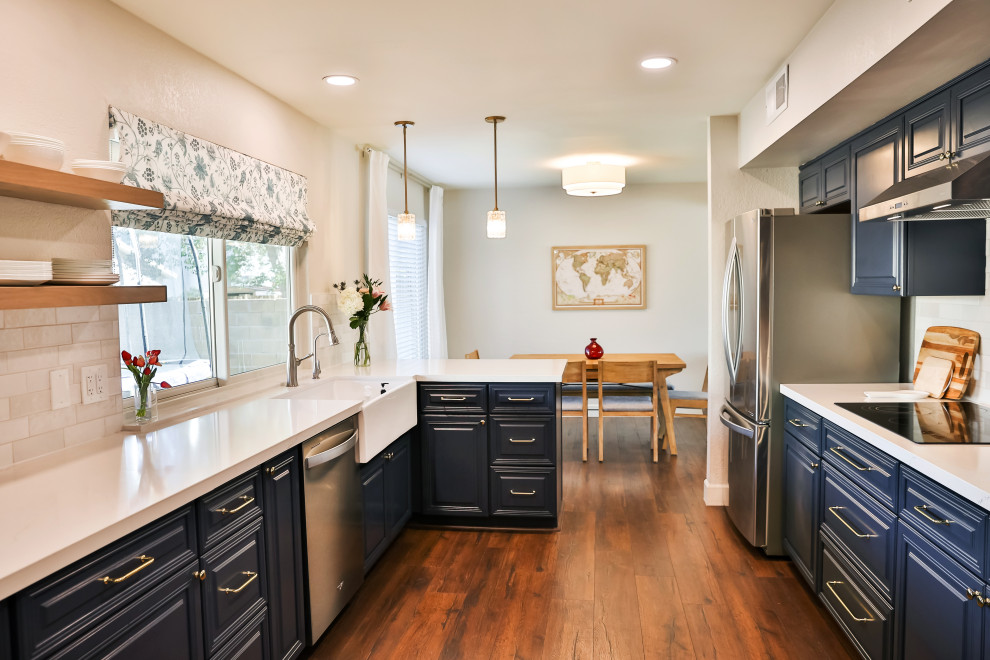 Inspiration for a transitional kitchen remodel in Phoenix