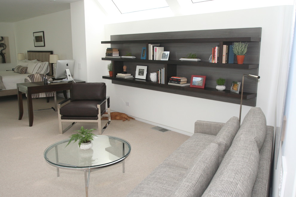 Inspiration for a contemporary bedroom remodel in Chicago
