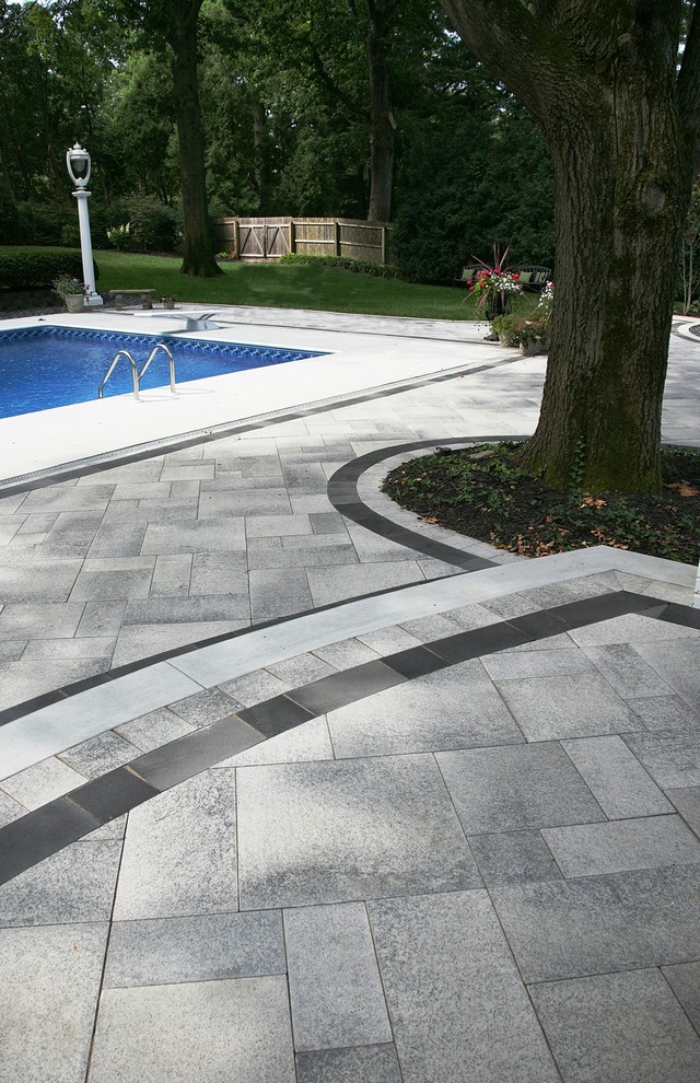This is an example of a transitional landscaping in Cedar Rapids.