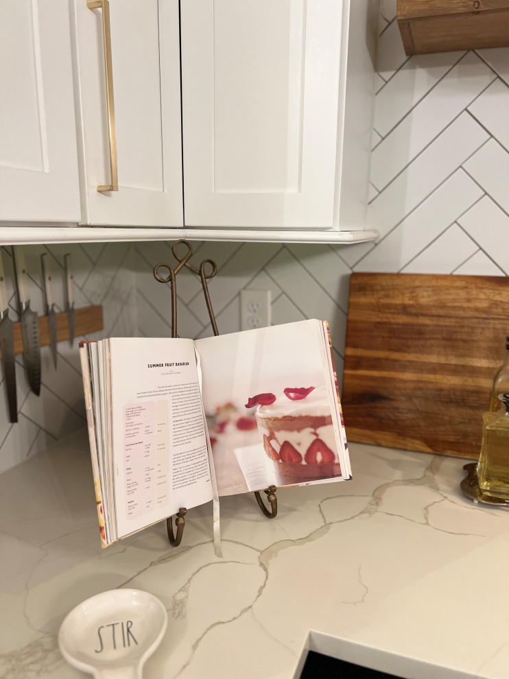 Tuxedo Kitchen