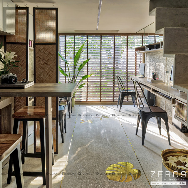 2 Parallel Walls modern-arbeitszimmer