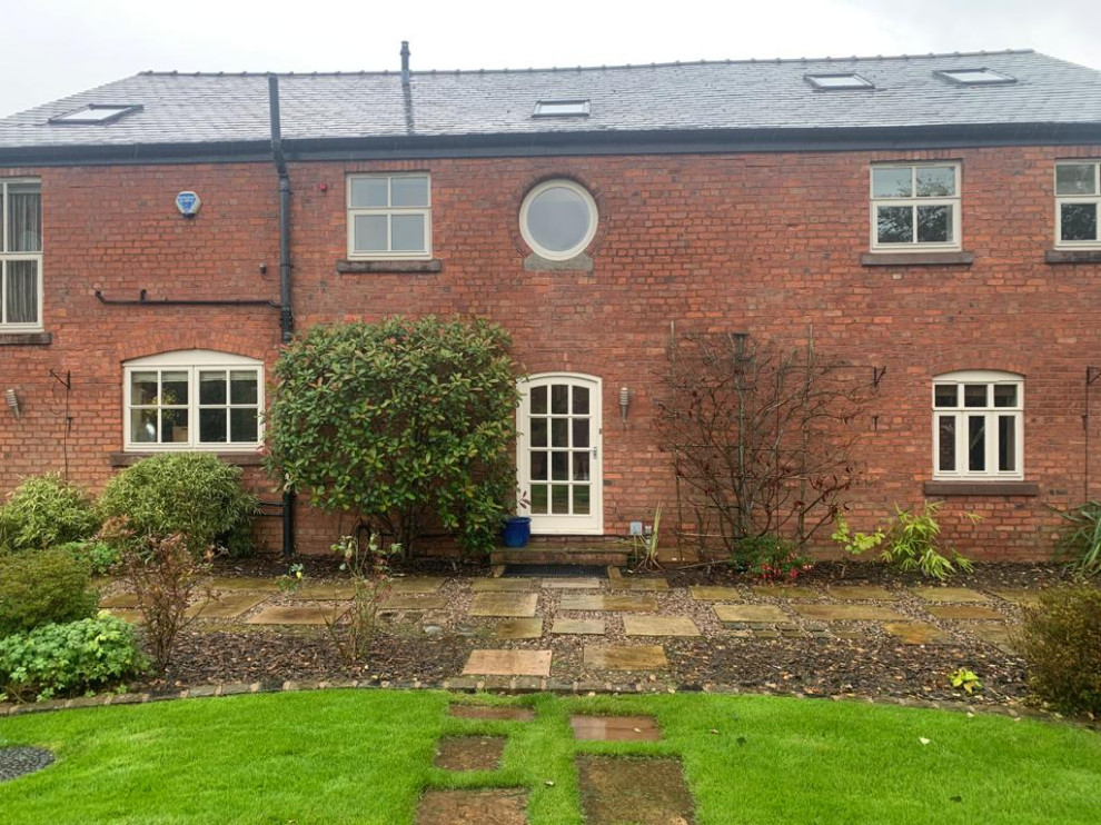 Garage Conversion to Man Pad