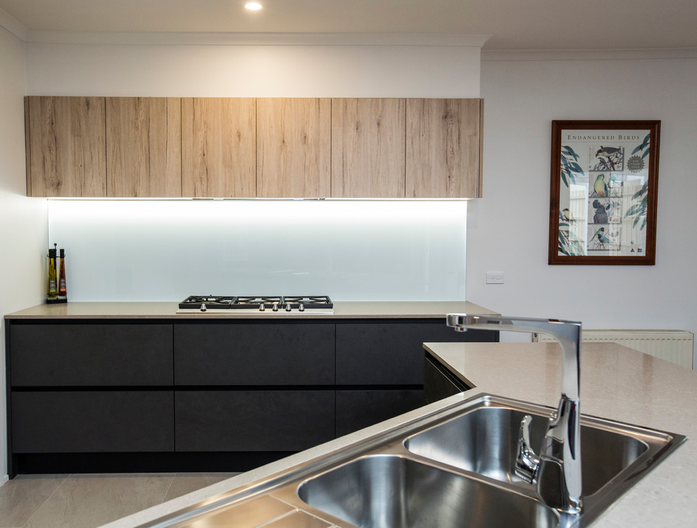 Black Rock - Kitchen - Melbourne - by Made In Italy Kitchens | Houzz